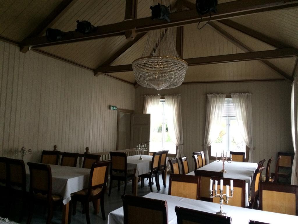 Gjestehuset Ibsen Grimstad  Exterior foto